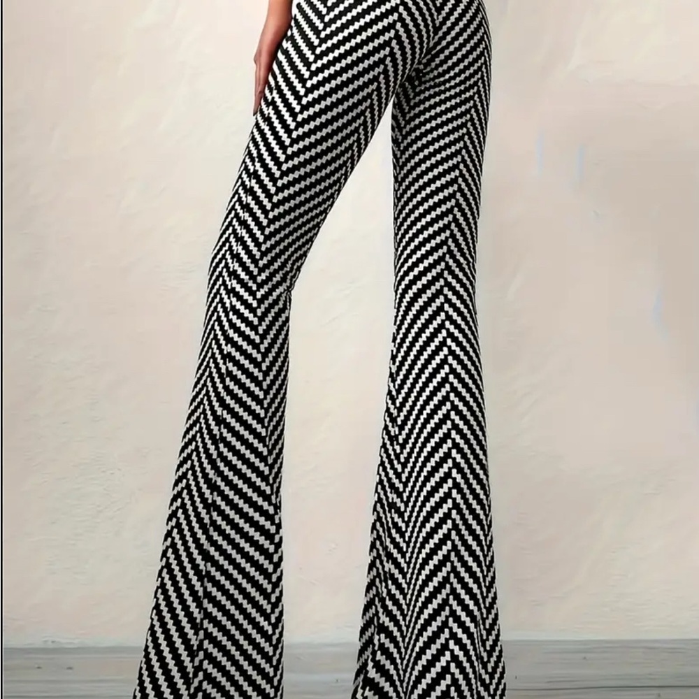 Black/White Chevron Flared Leg Pants